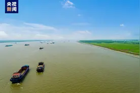 长江下游武汉至安庆段中洪水期航道水深全面提升图片