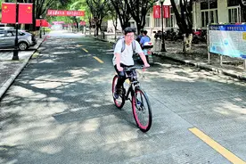 又是一年毕业季！桂林高校“送别横幅”引起网友美好回忆图片