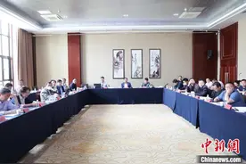 新疆库车至阿拉尔铁路项目可行性研究报告通过评审图片