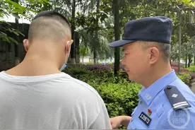 小伙假扮女生交“闺蜜”遇真爱表白 结果对方也是男儿身......图片