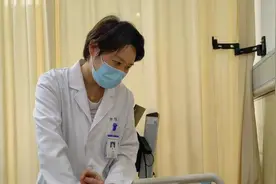 半盘黄瓜下肚，杭州大伯突然休克！医生：死亡率极高，这事很多人做错了图片