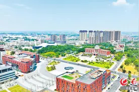 浏阳经开区精心布局新能源产业，半年内已引进2个百亿项目图片