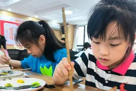 囧事不断，多孩家庭带娃烦恼多 保姆和托育机构选择“难”图片