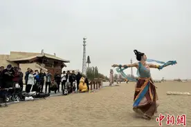 敦煌大漠“逐舞者”：倾心飞天的美，更痴文化的魂图片