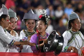 快乐“村超”点燃中国人激情的背后图片