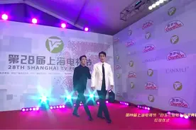 朱一龙携《叛逆者》亮相:获白玉兰提名就是认可图片