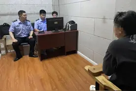 保健品含“毒”？不法商贩被抓！图片
