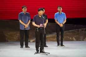 开封“中原文化大舞台”惠民演出启动图片