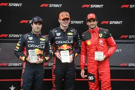 F1奥地利大奖赛冲刺赛：维斯塔潘头名，红牛包揽前两名图片