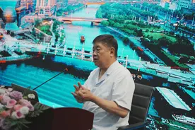 单霁翔做客深圳青少年素质教育讲座图片