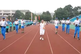 成都大运会火炬手欧云文：在达州扎根6年成长为全国青年岗位能手图片