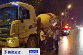 长沙望城交警开展夏季道路交通秩序整治百日行动图片