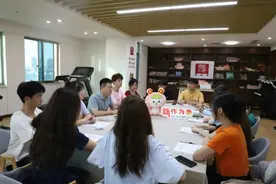“乡”约盛夏 聚力青春——濉溪县开展暑期“三下乡”社会实践座谈会图片