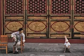 不一样的“京味儿小说”：00后青年评《漂洋过海来送你》图片