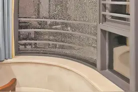 大风来袭如何防止窗户玻璃破碎图片