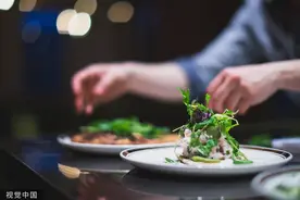 闪电律解 | 食物中吃出异物怎么办？律师支招如何依法维权图片