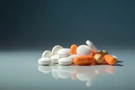 夏季 药品需要放进冰箱吗图片
