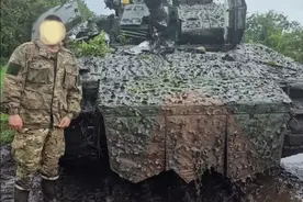 俄军称首次缴获瑞典产CV-90步兵战车图片