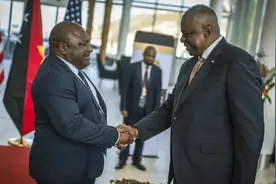 巴新官员不在场，美海岸警卫队官员也能在其专属经济区登中国渔船检查？图片