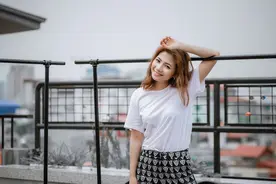 夏天穿什么衣服最凉快？答案不是大白T图片