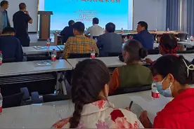一朵芍药花撬开乡村振兴门 四川九龙县高原中藏药科研基地推动中藏药产业“加速跑”图片