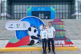 既是夫妻又是“队友” 他们是成都大运会温江赛区的“双职工”图片
