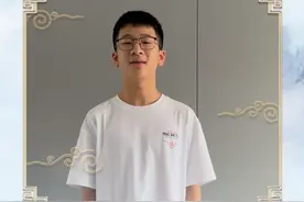中华经典诵读大会海选作品丨江苏中学生深情朗诵《我用残损的手掌》图片