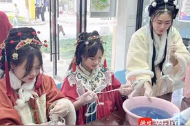 知道“花朝节”吗？早春二月，一群“00后”将这个古老节日过出了新意图片