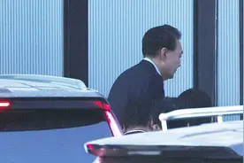快讯！韩媒：韩国最大在野党就“尹锡悦被捕”发声，称这是“第一步”图片