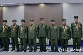 14位一等功臣明日齐聚山东书城，一起去听听他们的传奇故事图片