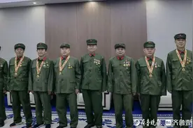 14位一等功臣明日齐聚山东书城，一起去听听他们的传奇故事图片