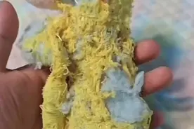 感动全网！父亲为儿子寻找停产“阿贝贝”玩偶，网友寄来珍藏并附手写信图片