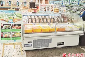 天渐冷，药膳养生消费正升温 秋冬养生茶饮圈粉年轻人图片