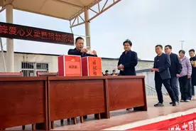 29097.30元！病魔无情人有情，新泰西张庄这所学校爱心捐助暖人心图片