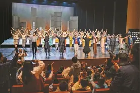 深圳原创舞剧《咏春》新疆首演好评如潮图片