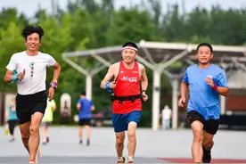 存钱不如“存肌肉”！研究发现：有肌肉的人更长寿！图片