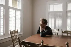 这种病少见，但对生活影响极大！图片