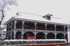 白雪下的“红城遵义” 有一种宁静庄重的美图片