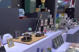 四川馆成消博会热门打卡展区 三星堆文创占“C位”图片