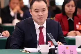 “村超”推荐官“85后”县长徐勃已任榕江县委书记视频封面