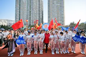 传承创新之火，青大附中第十七届科技节暨第十届创客嘉年华逐光前行图片