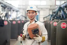 “95后”工匠林涛：在崇明打造更多“大国重器”图片