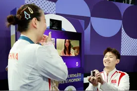 刘雨辰让黄雅琼“金钻”加身，奥运会上的求婚名场面真不少图片