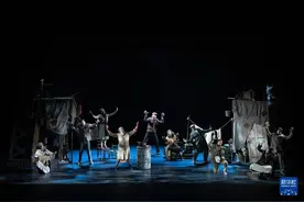 百老汇音乐剧《安妮》在澳门上演图片
