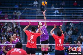 2024-2025中国女排超级联赛：天津女排胜江苏女排图片