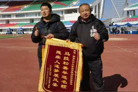 3月22日国内超20场马拉松同时开赛，南京这场别具温暖图片