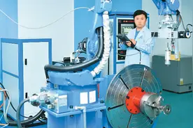 新型工业化取得新进展新成效（锐财经）图片