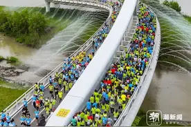 15000名参赛 绍兴上虞半程马拉松鸣枪开跑图片