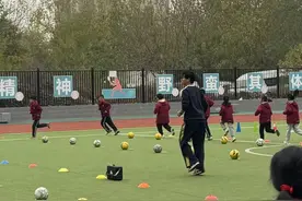 西安市浐灞十六小：体育与多学科碰撞，一场别开生面的体育跨学科融合展示课图片