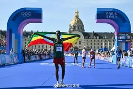 埃塞俄比亚选手破马拉松奥运纪录图片